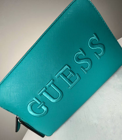 GUESS Logo Bags | GUESS Canada